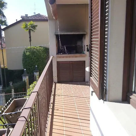 Delizioso Vista Lago Apartman *